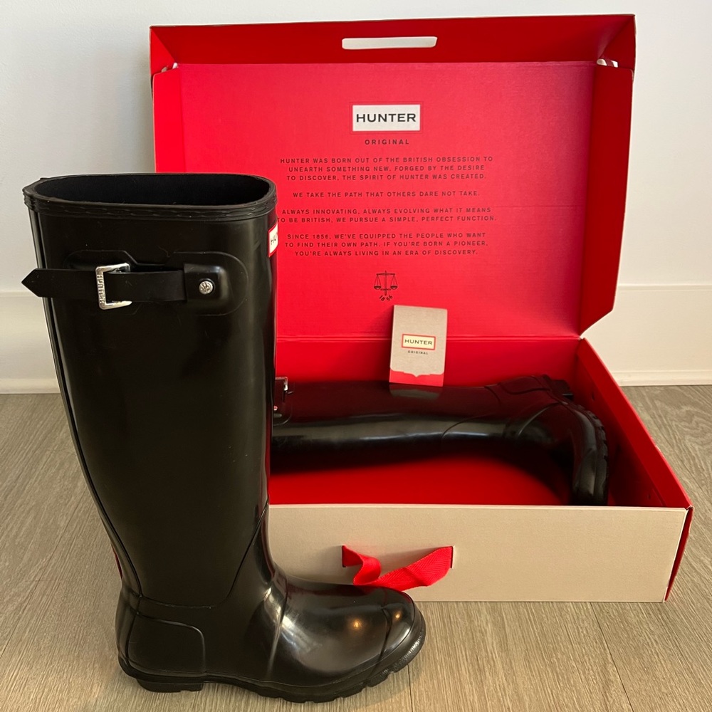 Hunter Rain Boots Size 8 *New*